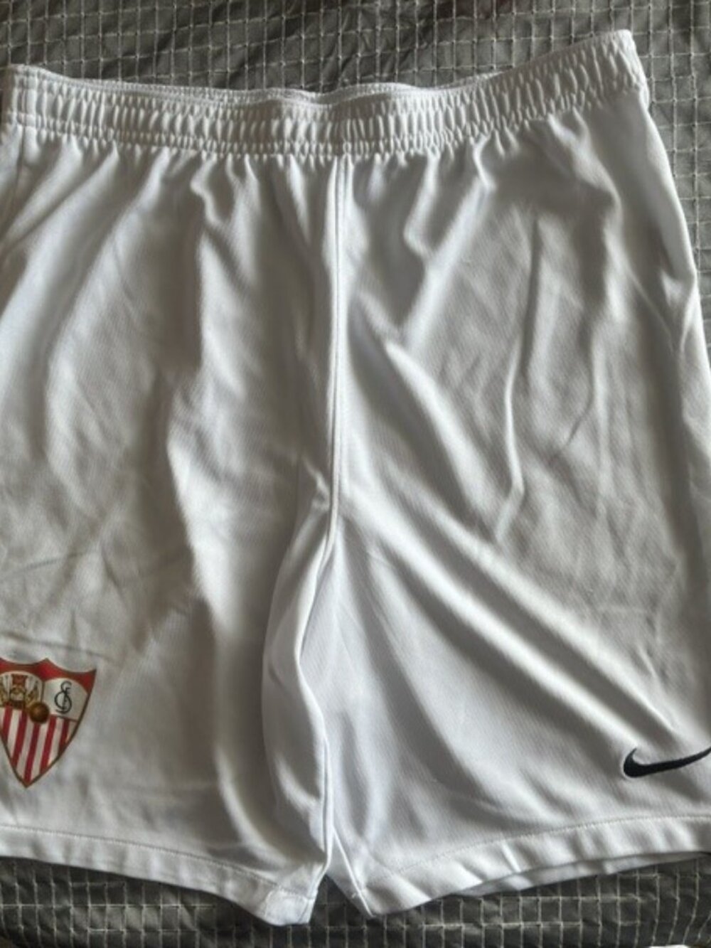 Sevilla FC soccer academy USA set of short and tshirt size XL kids / adult Small